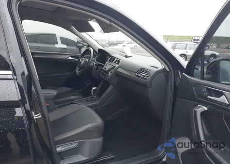 2022 Volkswagen Tiguan 2.0T Se из США, поврежденный, VIN 3VV3B7AX0NM033372